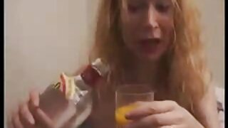 Հիասքանչ փոքրիկը հան ...