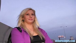 Դիմակով պինդ պիժոն զ ...